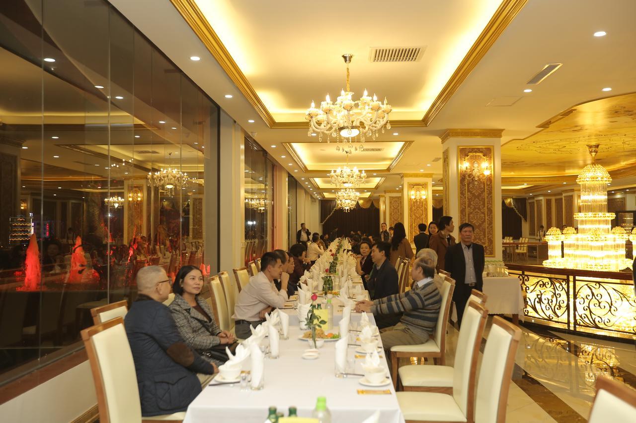 Lao Cai Royal Hotel Екстер'єр фото