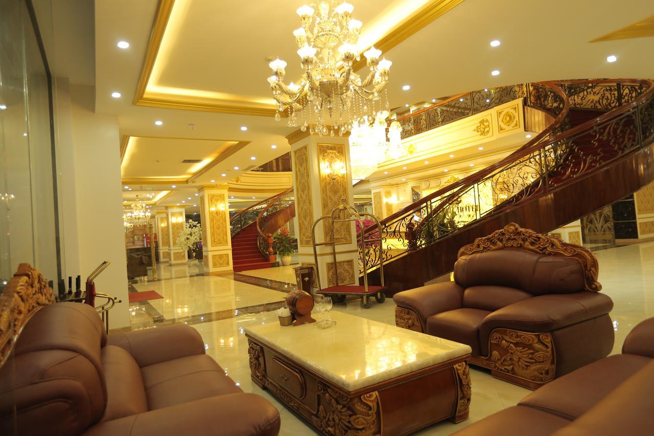 Lao Cai Royal Hotel Екстер'єр фото