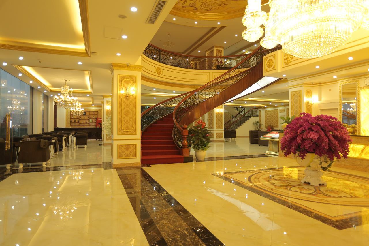 Lao Cai Royal Hotel Екстер'єр фото